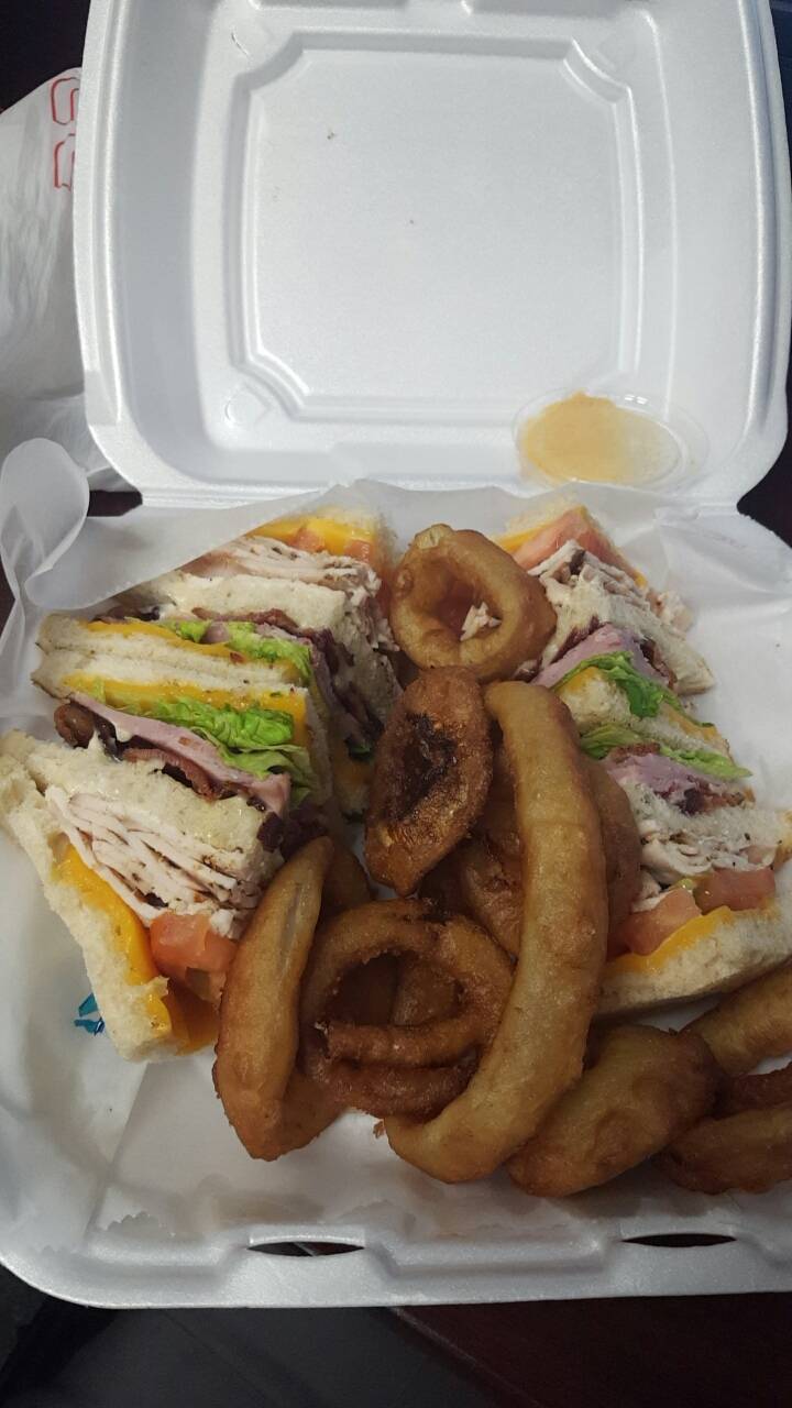 SportsBook of Charleston | restaurant | 4950 Centre Pointe Dr #166, North Charleston, SC 29418, USA | 8437459555 OR +1 843-745-9555