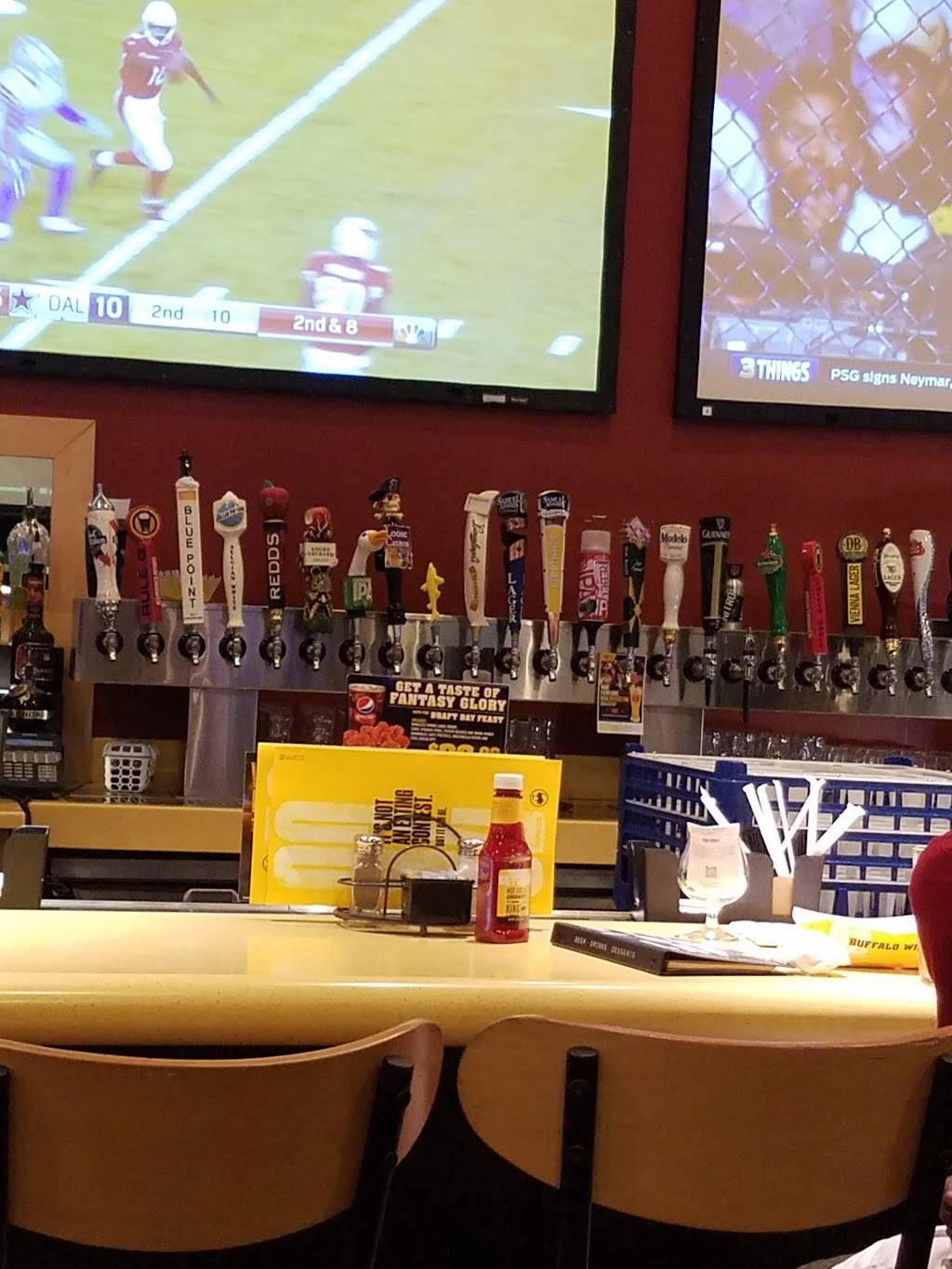 Buffalo Wild Wings | meal takeaway | 420 Monticello Ave Suite 150, Norfolk, VA 23510, USA | 7579653959 OR +1 757-965-3959