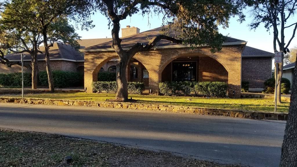 The Oaks at Forest Creek | restaurant | 95 Twin Ridge Pkwy, Round Rock, TX 78664, USA | 5125199192 OR +1 512-519-9192