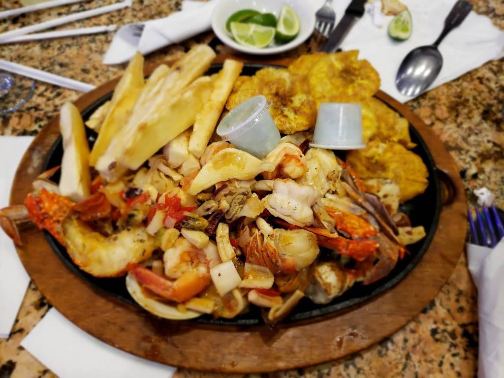 Malecon | restaurant | 5592 Broadway, Bronx, NY 10463, USA | 7184325155 OR +1 718-432-5155