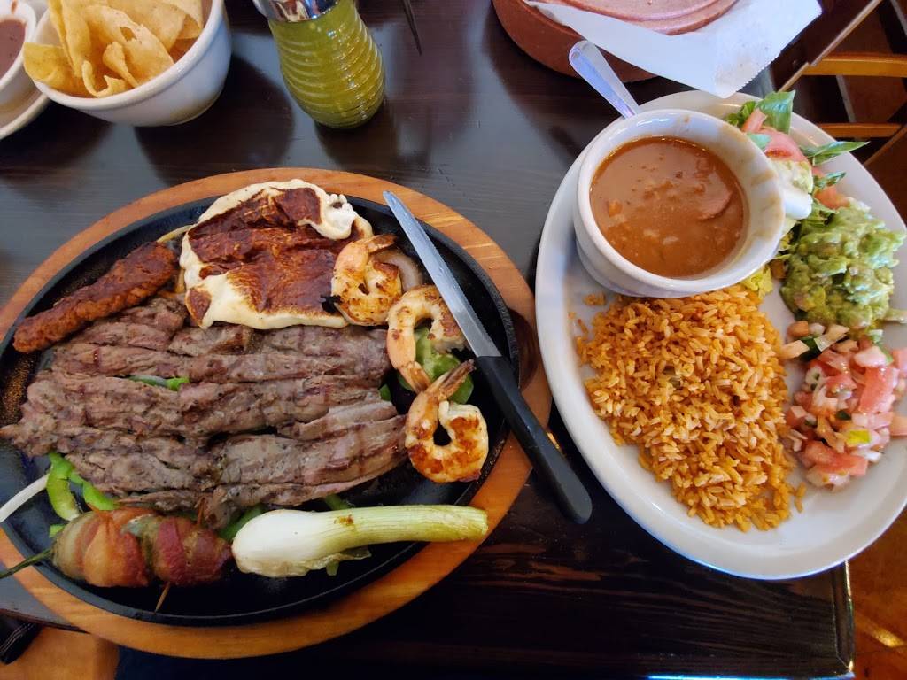 El Tequila Mexican Restaurant & Bar | restaurant | 10910 Marbach Rd #101, San Antonio, TX 78245, USA | 2104519373 OR +1 210-451-9373