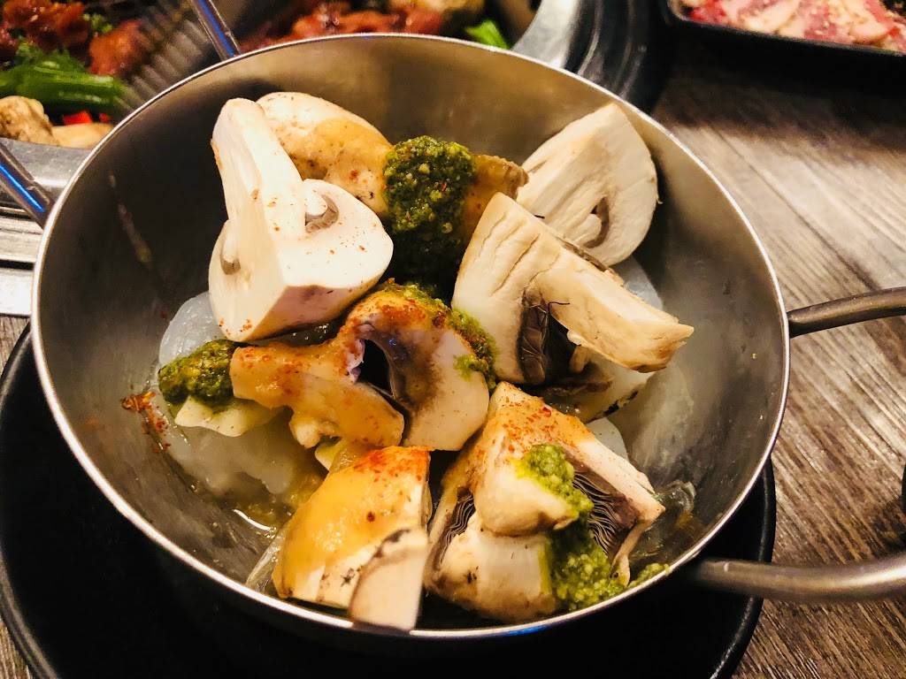 Gyu-Kaku Japanese BBQ | restaurant | 5290 Belt Line Rd #115, Dallas, TX 75254, USA | 4695673237 OR +1 469-567-3237