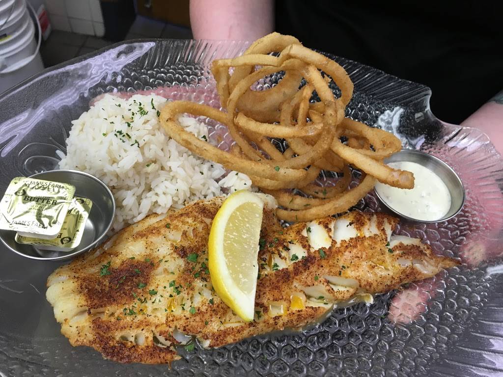 Charlies Too | restaurant | 825 Washington St, Pembroke, MA 02359, USA | 7818265646 OR +1 781-826-5646