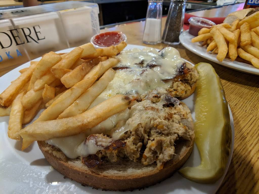 Patriots Crossing Tavern & Wine Shop | restaurant | 1339 River Rd, Titusville, NJ 08560, USA | 6097372780 OR +1 609-737-2780