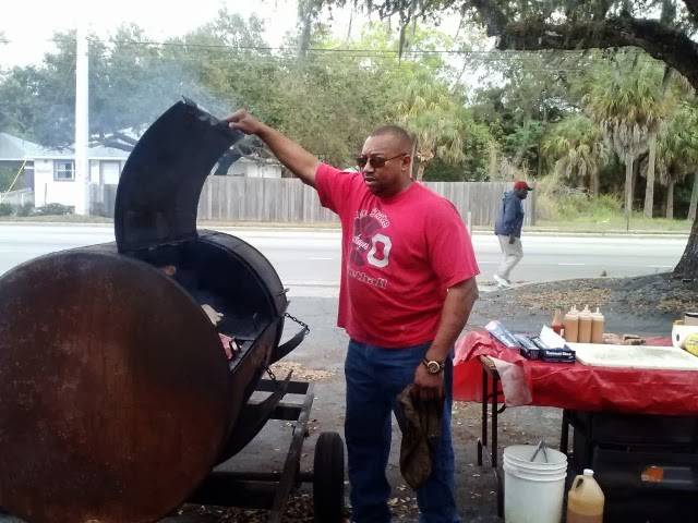 J & J Barbecue | restaurant | 2505 Manatee Ave E, Bradenton, FL 34208, USA | 9414653821 OR +1 941-465-3821