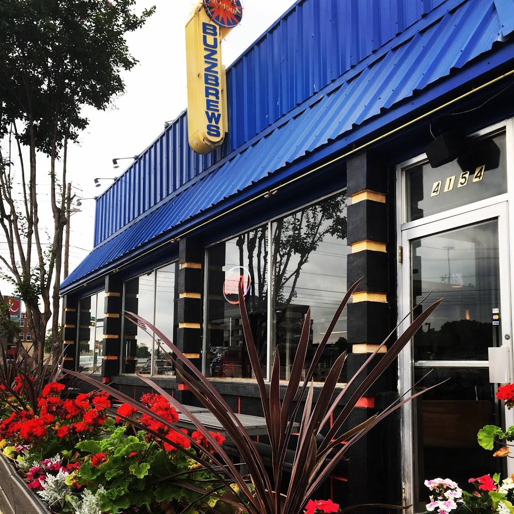 BuzzBrews Kitchen | restaurant | CENTRAL (THE ORIGINAL, 4154 N Central Expy, Dallas, TX 75204, USA | 2148267100 OR +1 214-826-7100