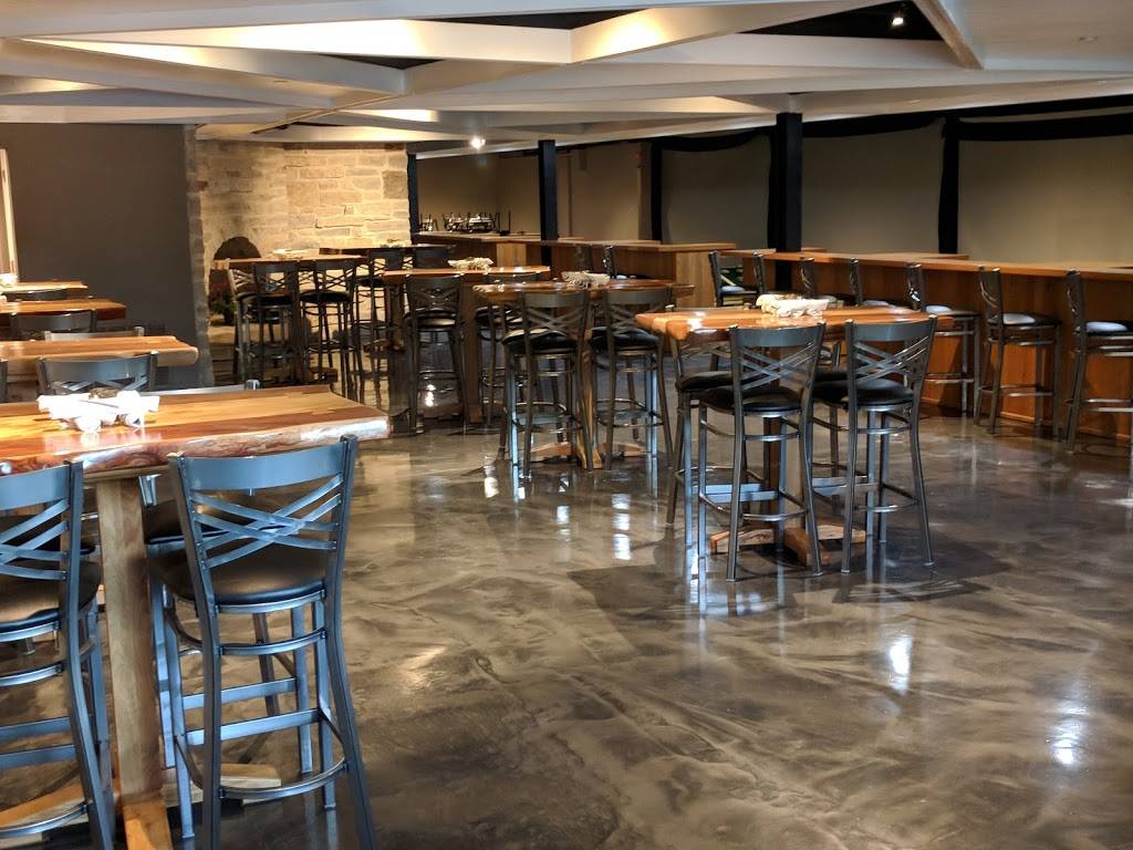 Black River Tavern | restaurant | 1100 Gulf Rd, Elyria, OH 44035, USA | 4403651411 OR +1 440-365-1411