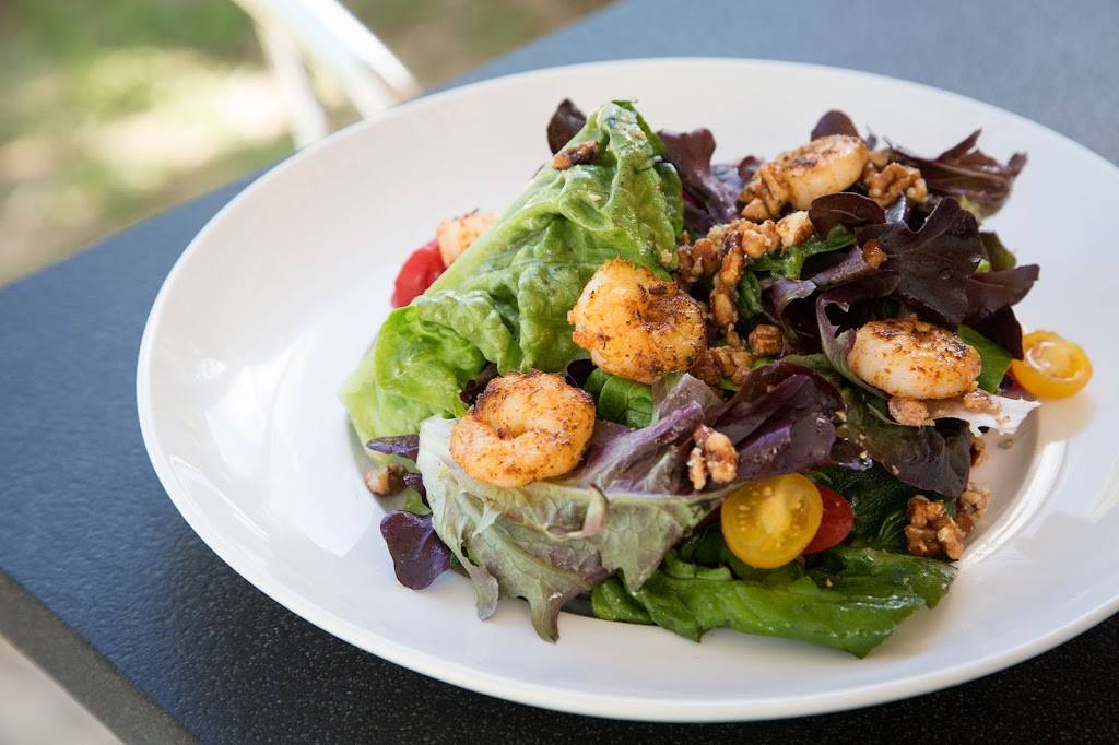 FISH Casual Coastal Seafood | restaurant | 1 N Forest Beach Dr, Hilton Head Island, SC 29928, USA | 8433423474 OR +1 843-342-3474