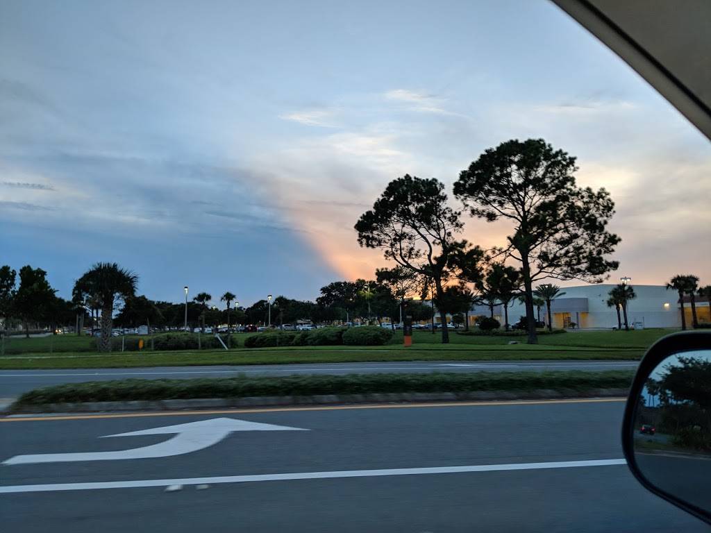 South Beach Regional | shopping mall | 3740-4194 3rd St S, Jacksonville Beach, FL 32250, USA | 9045987000 OR +1 904-598-7000