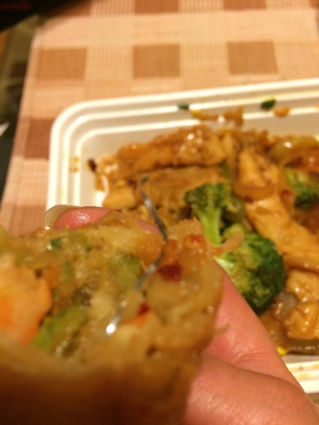 A.A. Wok Zone | restaurant | 2342 N Farwell Ave, Milwaukee, WI 53211, USA | 4142204660 OR +1 414-220-4660