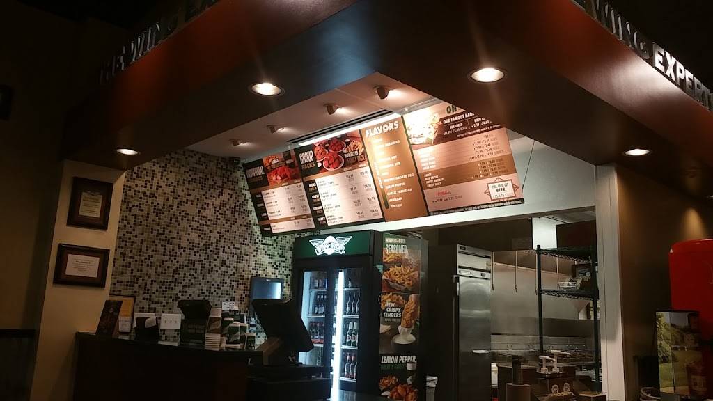 Wingstop | meal takeaway | 7411 N Keystone Ave A1, Indianapolis, IN 46240, USA | 3177552094 OR +1 317-755-2094