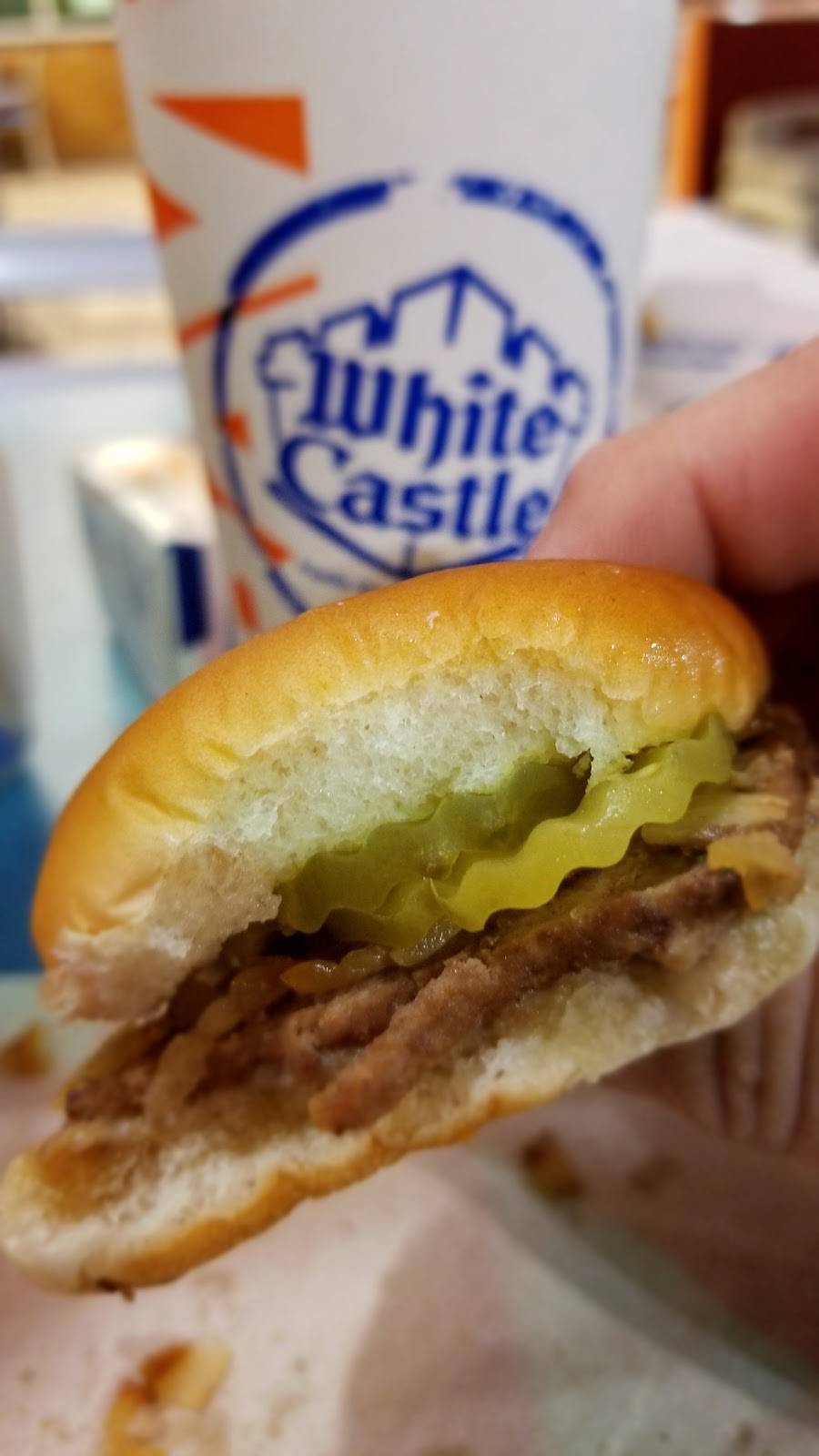 White Castle | restaurant | 169 Winning Colors Dr, Walton, KY 41094, USA | 8594858595 OR +1 859-485-8595