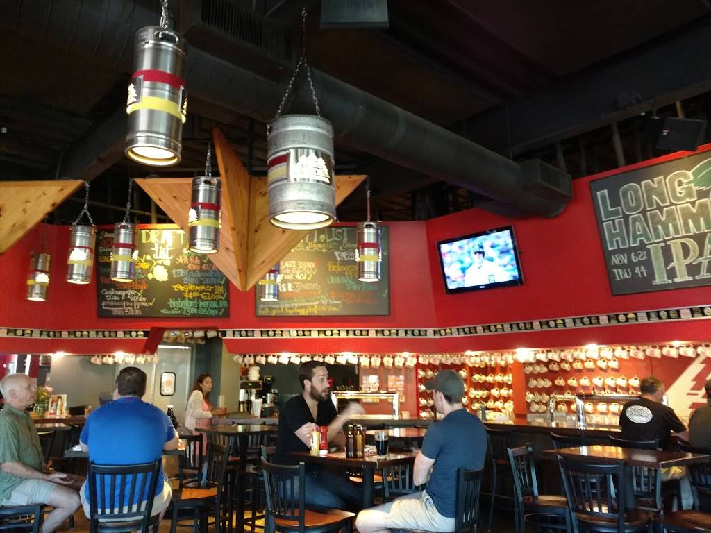 Cataqua Public House | restaurant | 1 Redhook Way, Portsmouth, NH 03801, USA | 6034308600 OR +1 603-430-8600