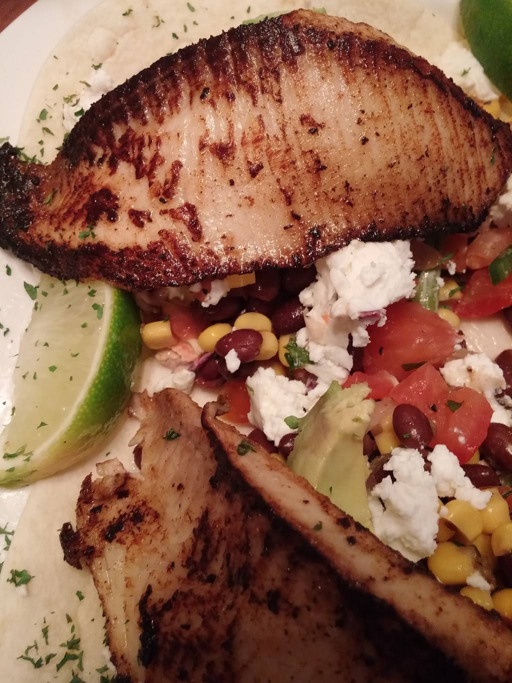 41 Degrees North Restaurant and Bar | restaurant | 104 S Main St, Middlebury, IN 46540, USA | 5743580314 OR +1 574-358-0314