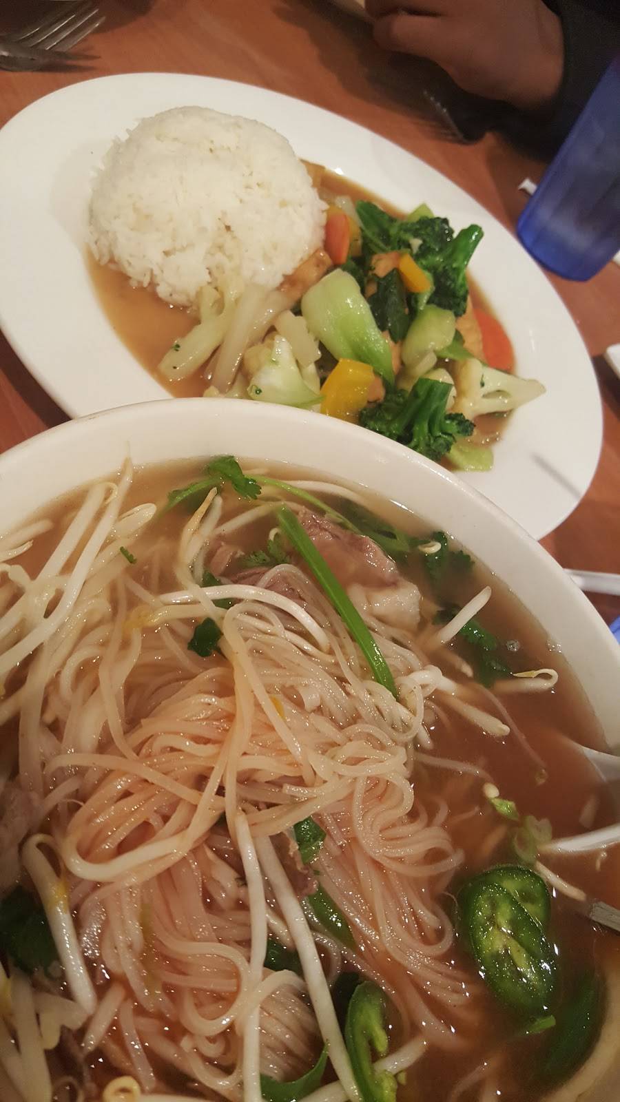 Saigon Pho | restaurant | 500 Elmira Rd, Vacaville, CA 95687, USA | 7074512548 OR +1 707-451-2548