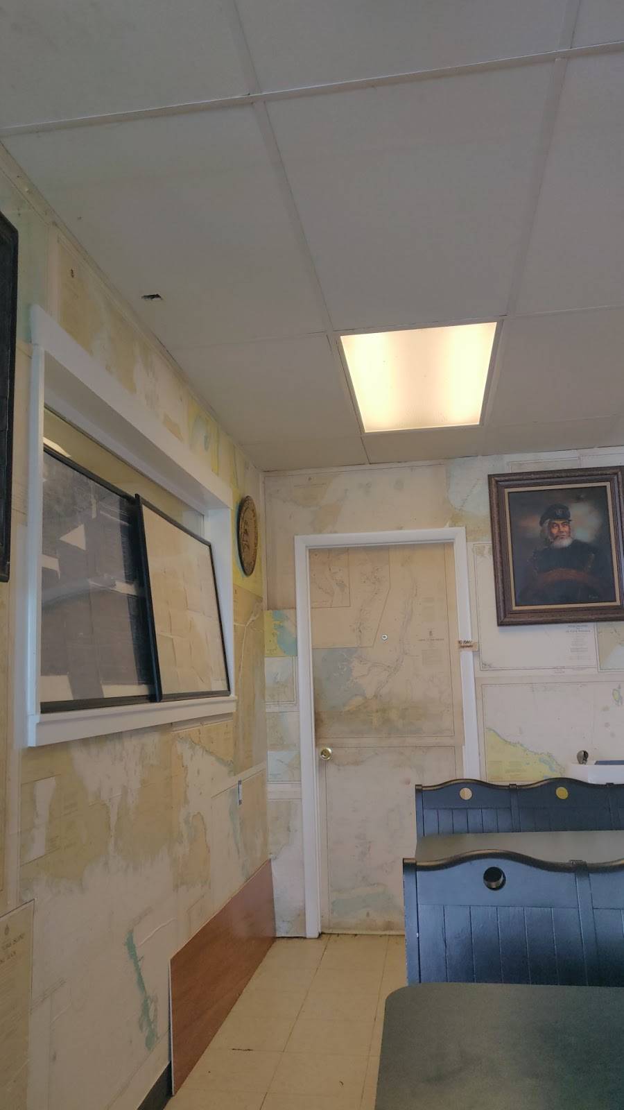 Jims Galley | restaurant | 29110 N Gibraltar Rd, Rockwood, MI 48173, USA | 7346923090 OR +1 734-692-3090