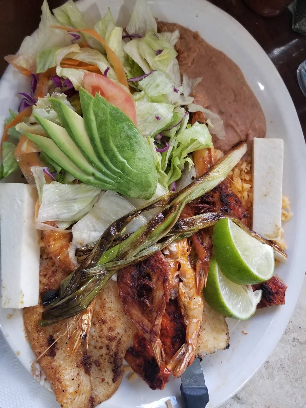 Mariscos El Marinero | restaurant | 1819 McCullough Ave, San Antonio, TX 78212, USA | 2104659178 OR +1 210-465-9178