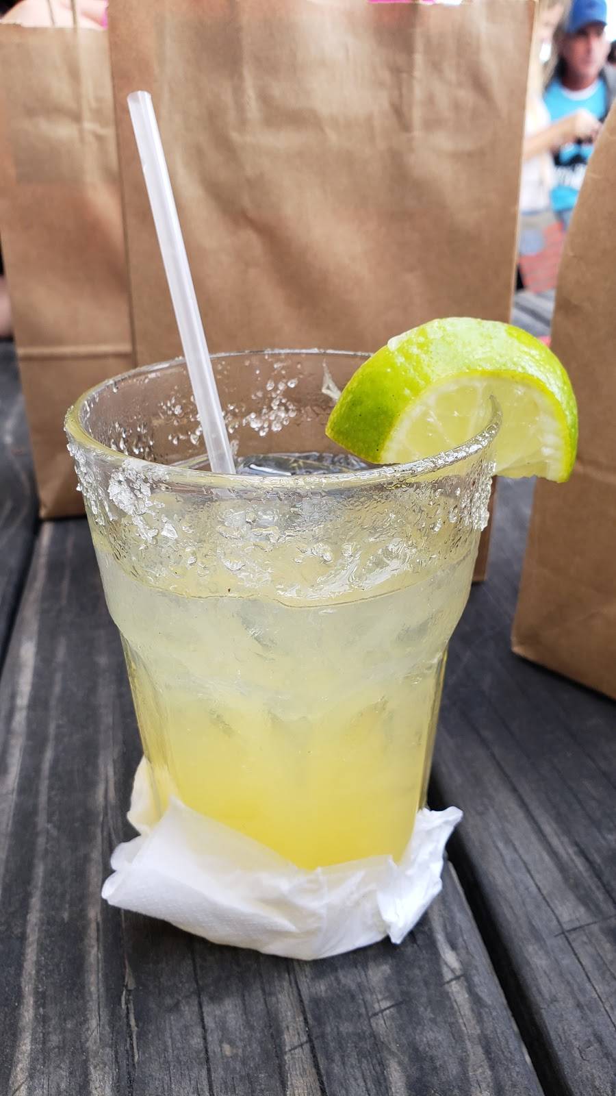 No Name Bar | restaurant | 16 S Castillo Dr, St. Augustine, FL 32084, USA | 9048261837 OR +1 904-826-1837