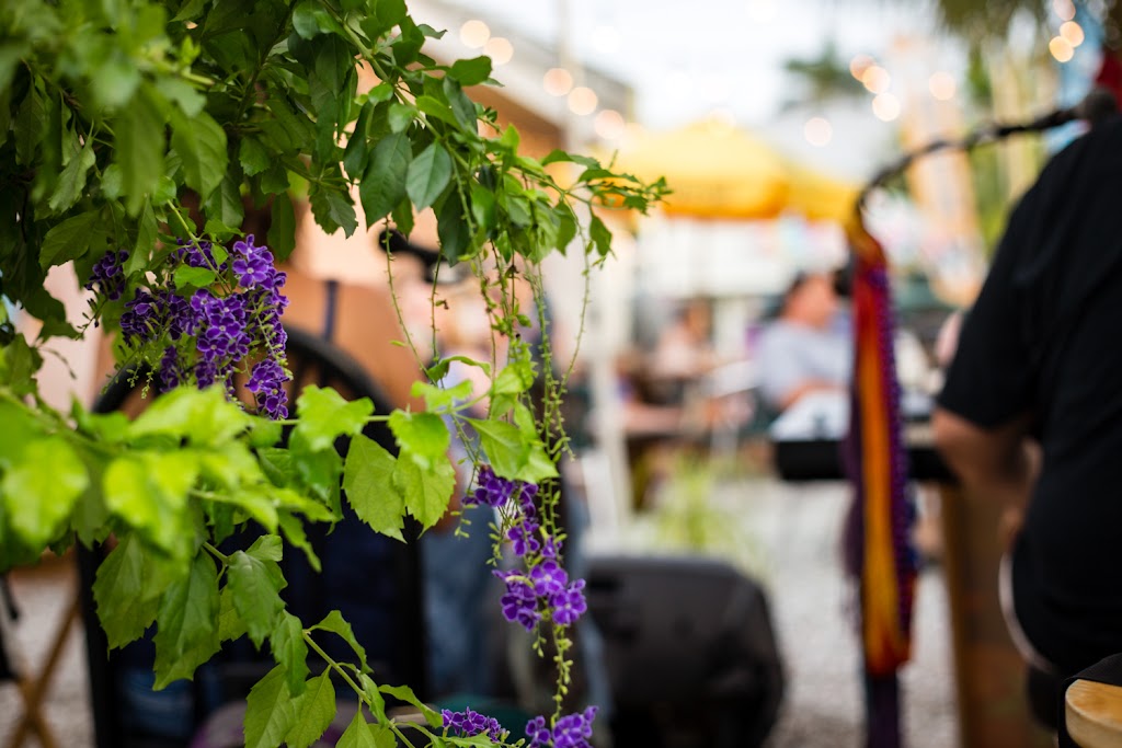 Bunny & Pirates Bazaar | restaurant | 12404 Cortez Rd W, Cortez, FL 34215, USA | 9412812582 OR +1 941-281-2582