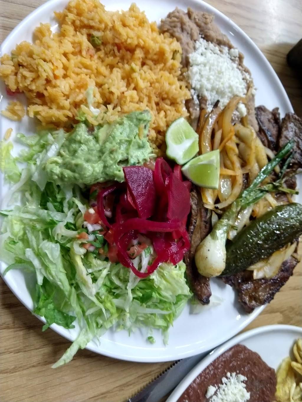 El Tipico | restaurant | 4329 Lonas Dr, Knoxville, TN 37909, USA | 8655834008 OR +1 865-583-4008