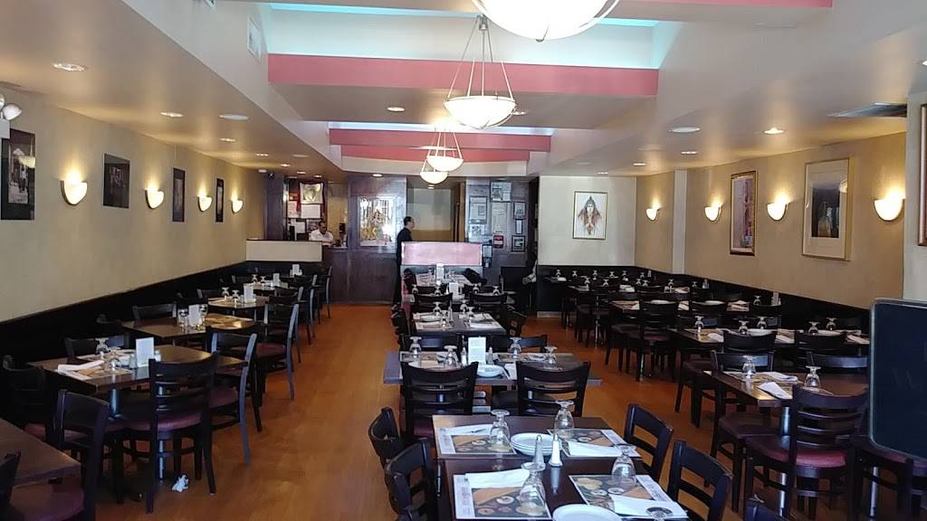 Udupi Palace Restaurant | restaurant | 1841, 2543 W Devon Ave, Chicago, IL 60659, USA | 7733382152 OR +1 773-338-2152