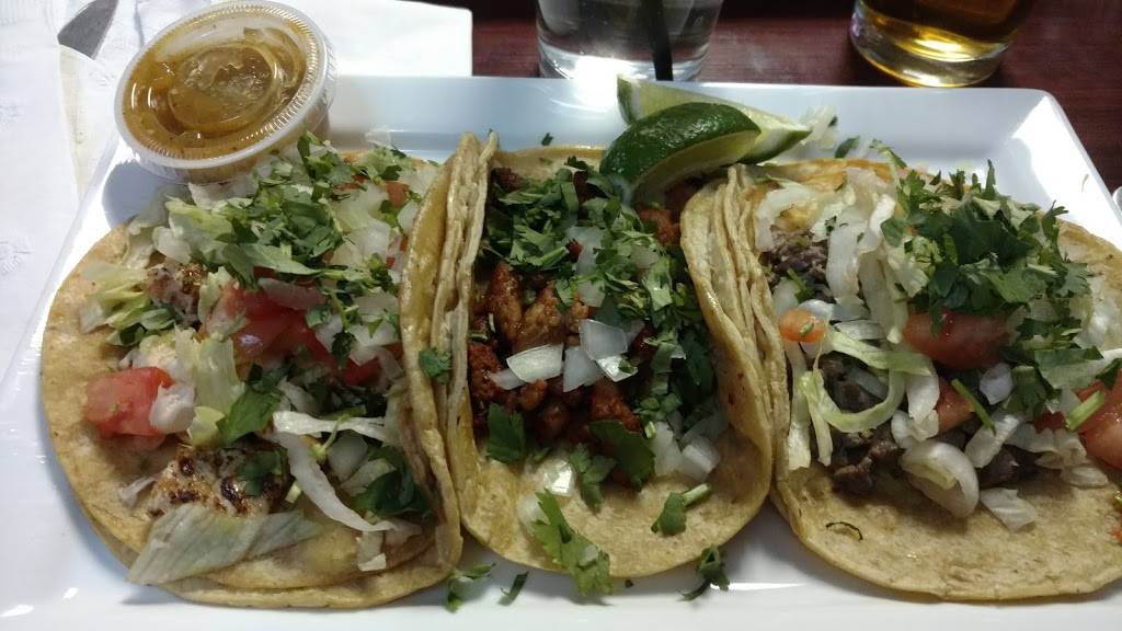 Smoking Grill & Pizzeria | restaurant | 528 E Main St, Genoa, IL 60135, USA | 8157845551 OR +1 815-784-5551