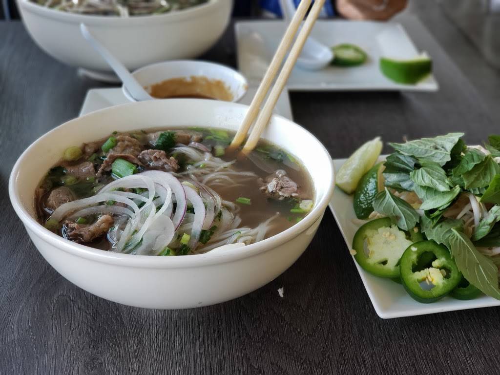 The Pho Shack | restaurant | 23523 Katy Fwy Suite 300, Katy, TX 77494, USA | 3463879812 OR +1 346-387-9812