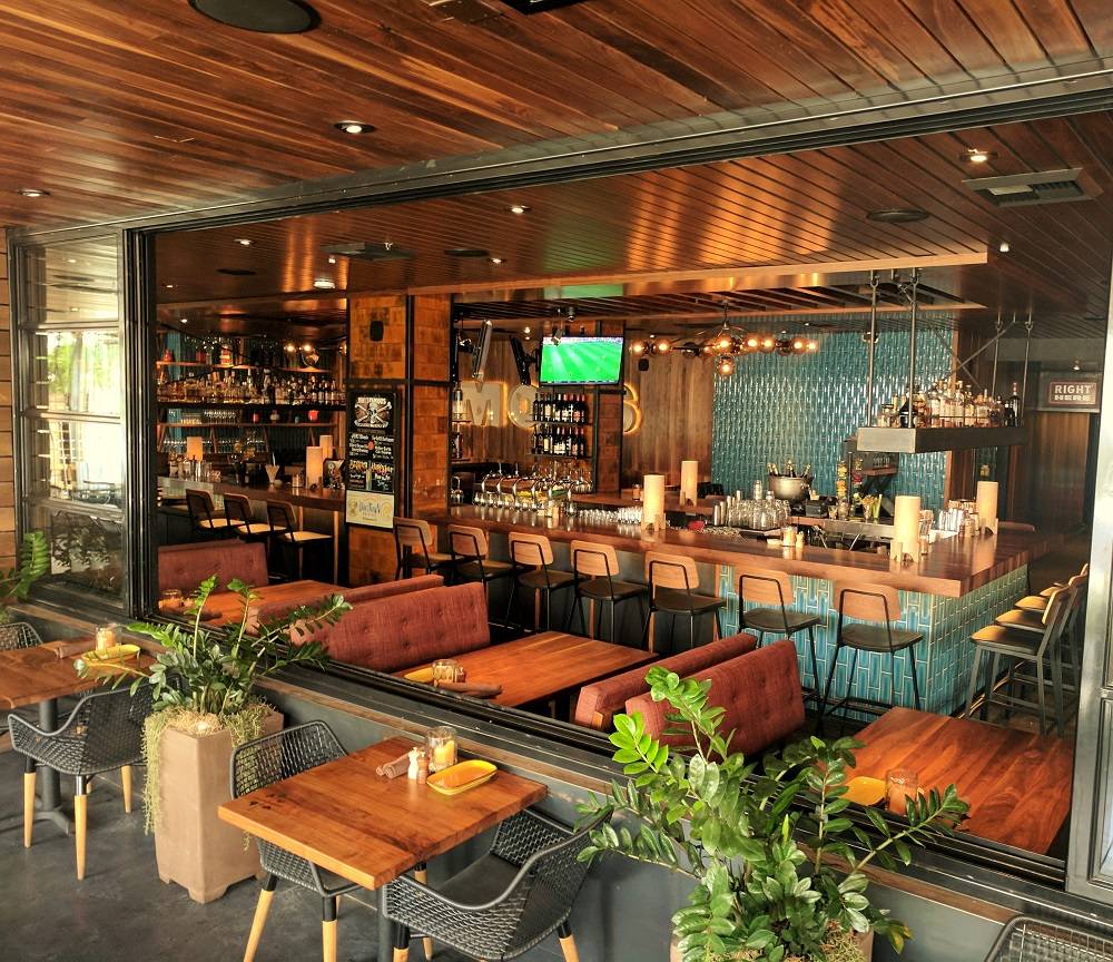 Jimmys Famous American Tavern | restaurant | 1733 Ocean Ave, Santa Monica, CA 90401, USA | 4242925222 OR +1 424-292-5222