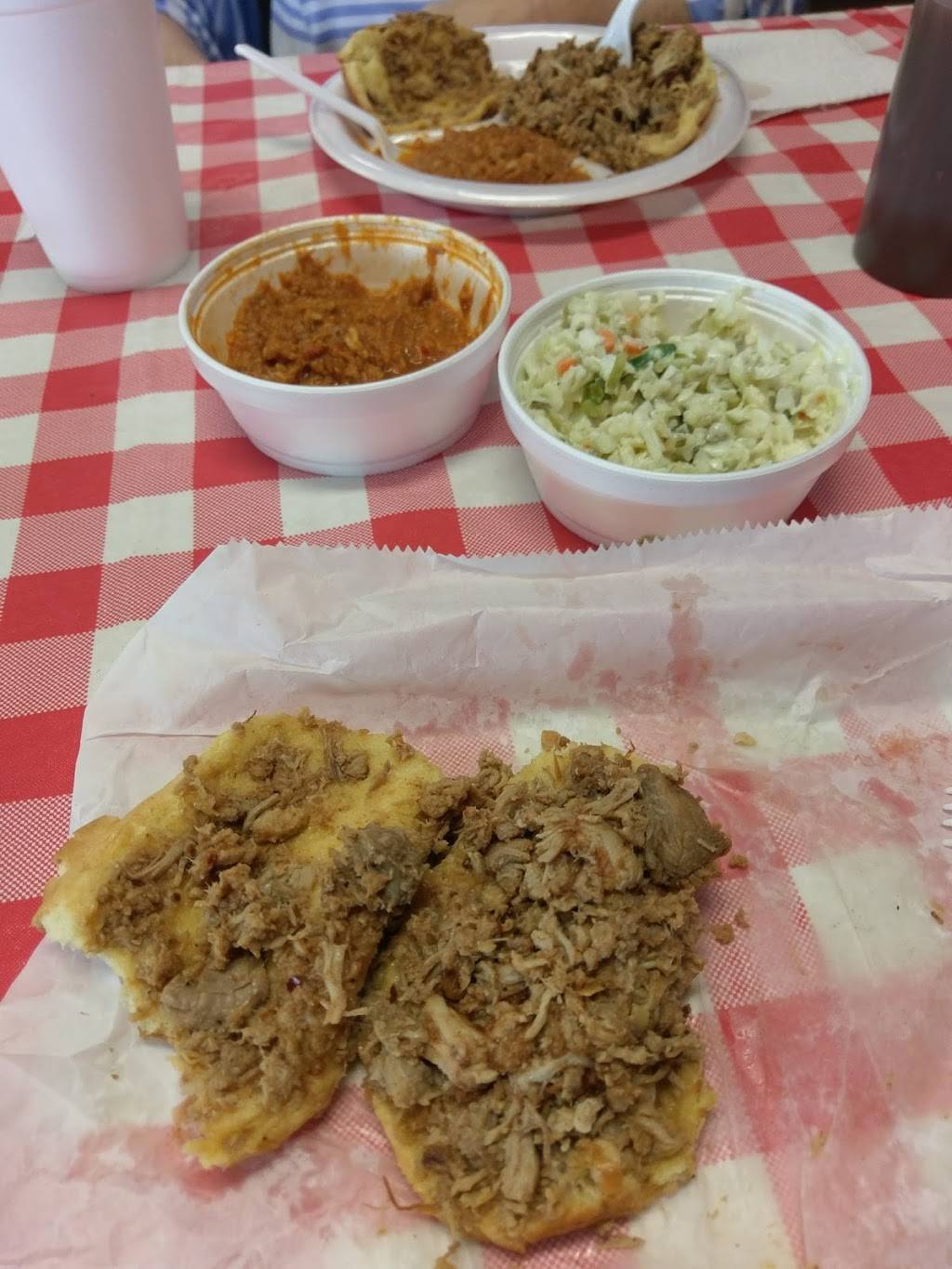 Neals Bar-B-Que | restaurant | 664 Augusta Rd, Thomson, GA 30824, USA | 7065952594 OR +1 706-595-2594