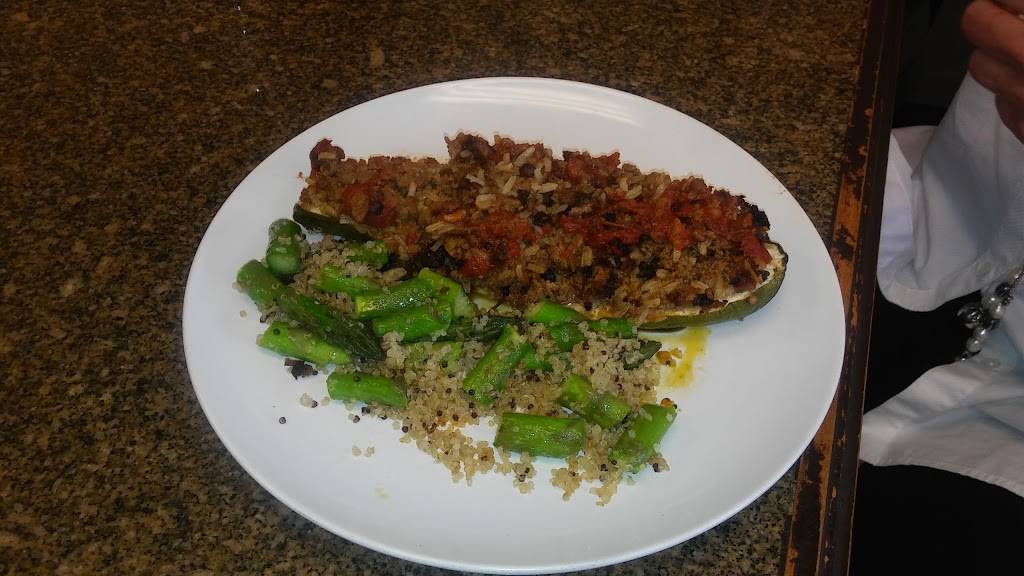 Tanias Table Catering | restaurant | 18685 W Dixie Hwy, Miami, FL 33180, USA | 3059329425 OR +1 305-932-9425