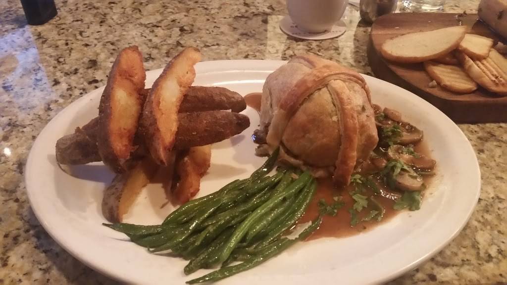 Belle Tavern | restaurant | 117 Barboro Alley, Memphis, TN 38103, USA | 9012496580 OR +1 901-249-6580