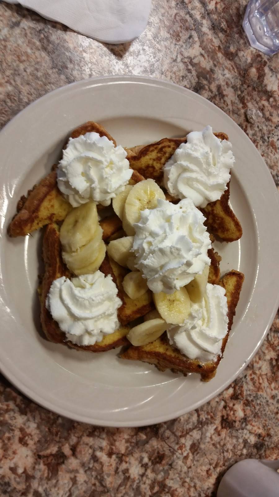 Auburn Country Oven Inc | restaurant | 2101 Auburn Rd, Shelby Charter Twp, MI 48317, USA | 5868031020 OR +1 586-803-1020