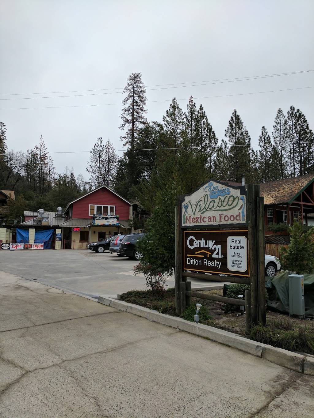 Casa Velasco Mexican Restaurant | restaurant | 54311 Rd 432, Bass Lake, CA 93604, USA | 5596832272 OR +1 559-683-2272