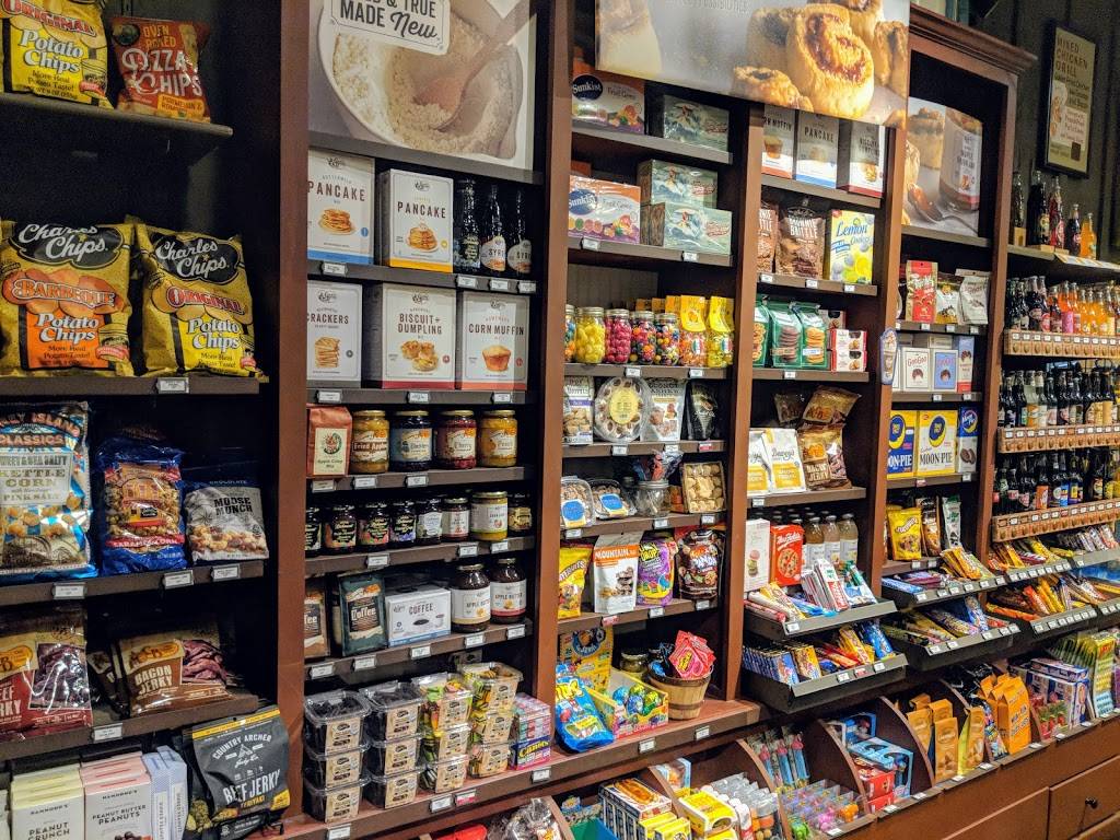 Cracker Barrel Old Country Store | restaurant | 2920 S Mall Rd, Knoxville, TN 37917, USA | 8659714421 OR +1 865-971-4421