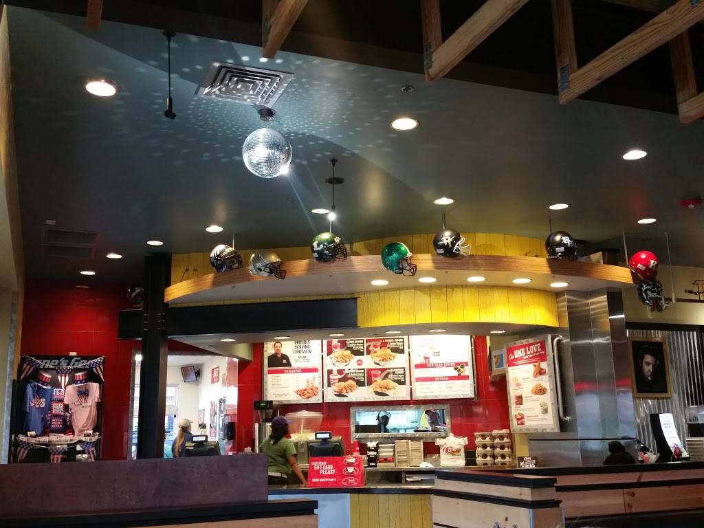Raising Canes Chicken Fingers | meal takeaway | 212 E Loop 281, Longview, TX 75605, USA | 9032388800 OR +1 903-238-8800