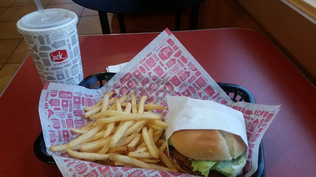 Jack in the Box | restaurant | 7100 S May Ave, Oklahoma City, OK 73159, USA | 4056842376 OR +1 405-684-2376