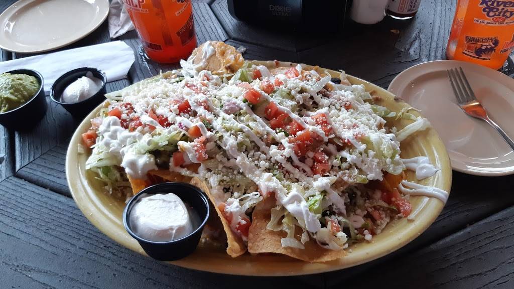Nacho Hippo | restaurant | 1160 Farrow Pkwy, Myrtle Beach, SC 29577, USA | 8438399770 OR +1 843-839-9770