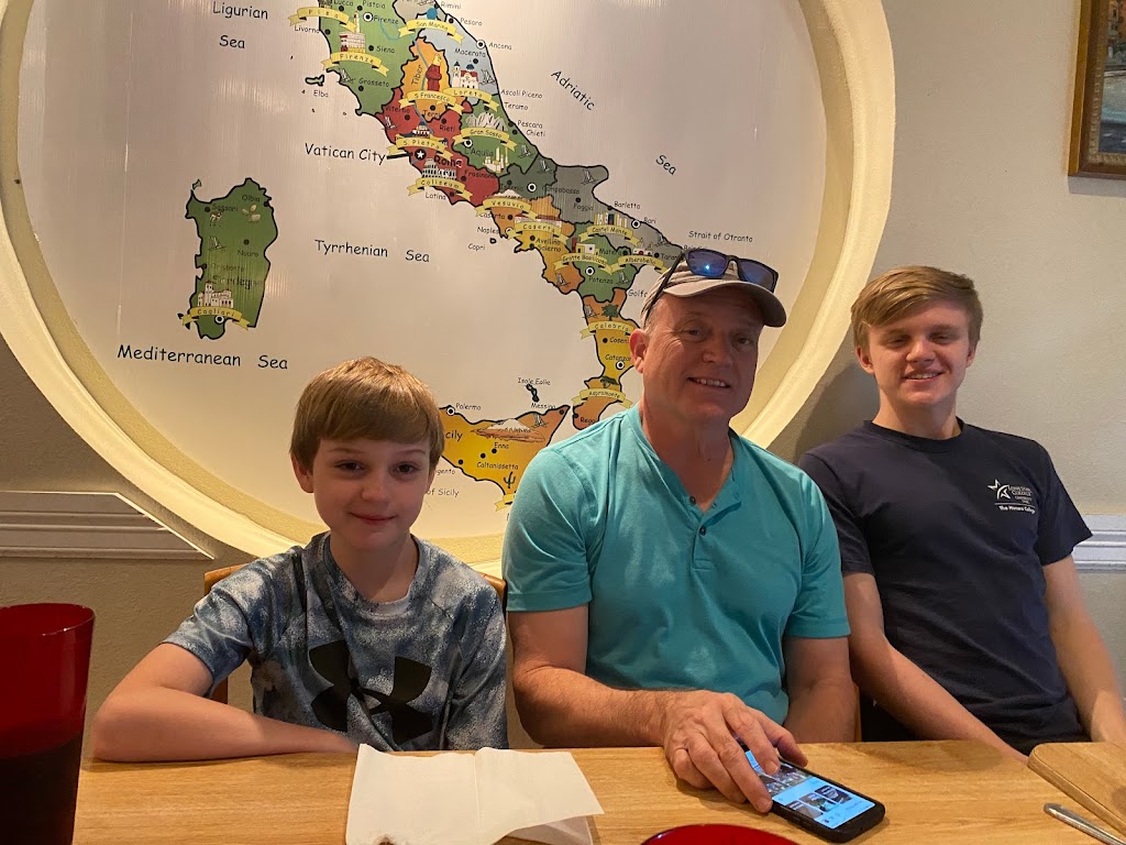 Vittorios pizza & Pasta | restaurant | 9740 Barker Cypress Rd, Cypress, TX 77433, USA | 3464821020 OR +1 346-482-1020