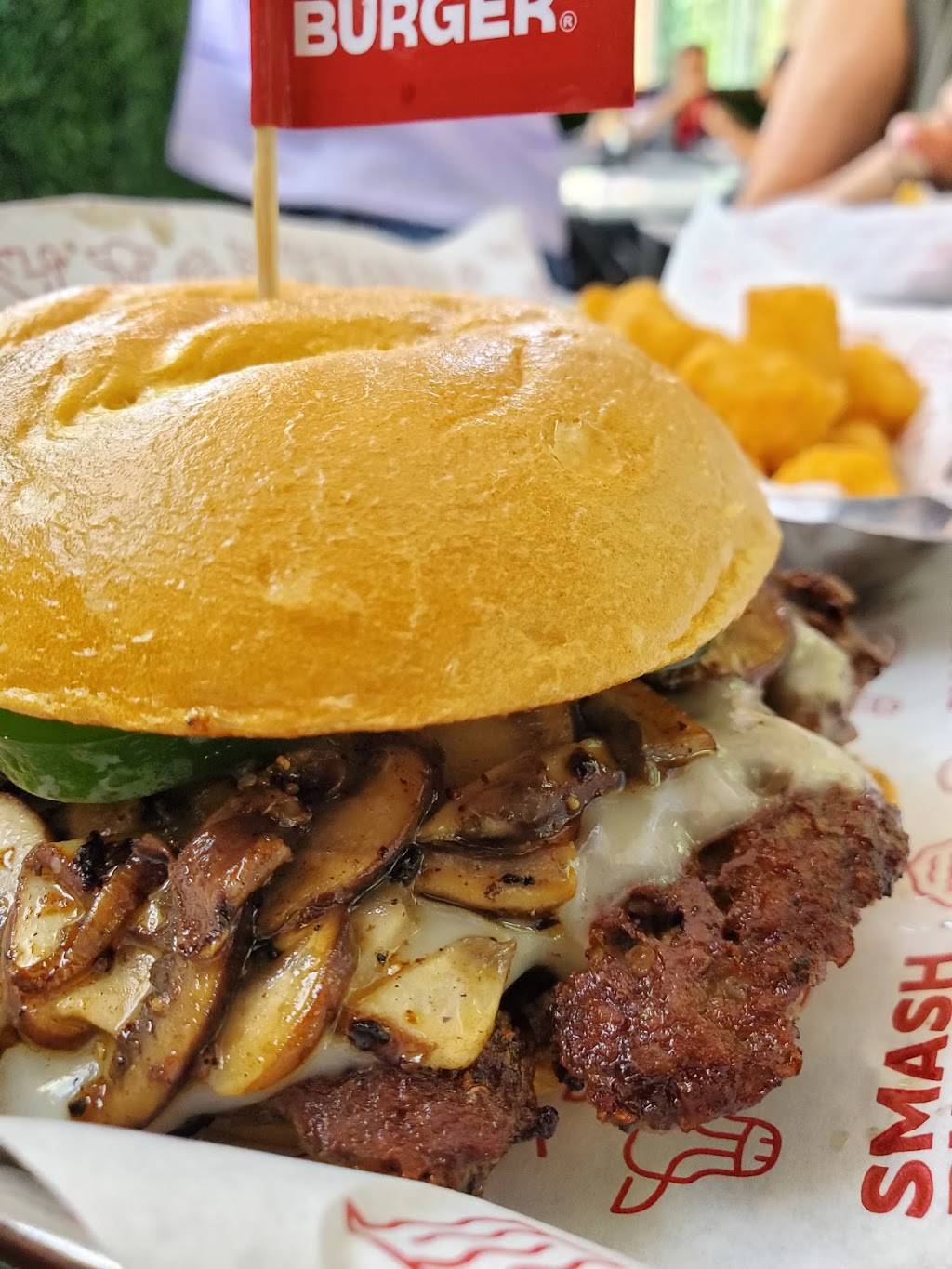 Smashburger | restaurant | 21001 N Tatum Blvd, Phoenix, AZ 85050, USA | 4806646210 OR +1 480-664-6210