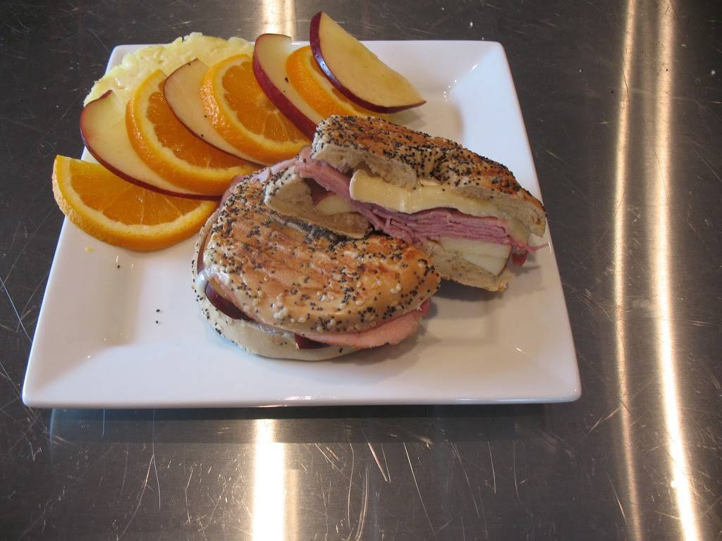 Bistro de la Cité | restaurant | 952-A Rue King Ouest, Sherbrooke, QC J1H 1S2, Canada | 8193461133 OR +1 819-346-1133