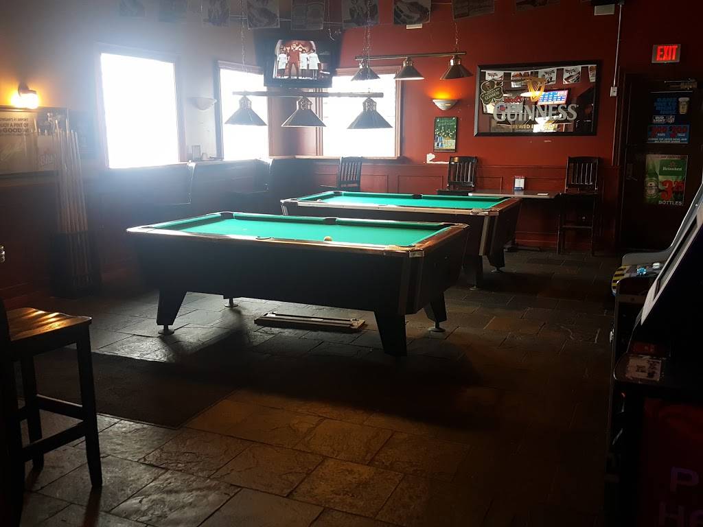 Bugsys Bar & Grill | restaurant | 1980 East 12 Mile Road, Warren, MI 48092, USA | 5867512554 OR +1 586-751-2554