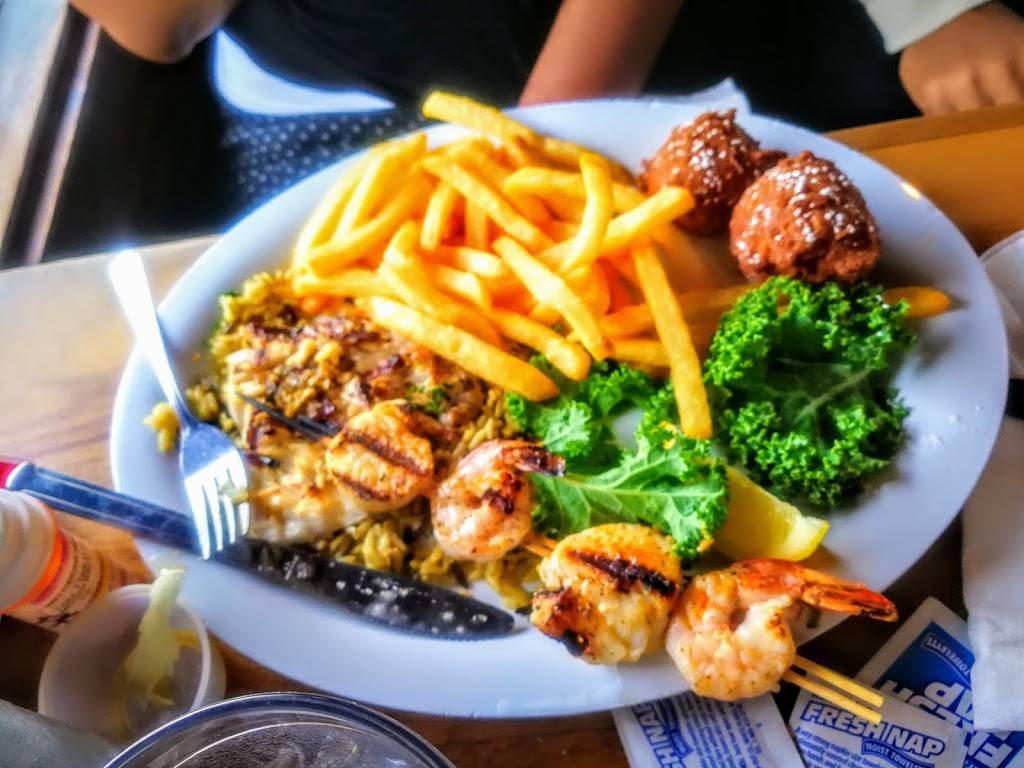 Friendly Fisherman Restaurant | restaurant | 150 Boardwalk Place West, Madeira Beach, FL 33708, USA | 7273916025 OR +1 727-391-6025