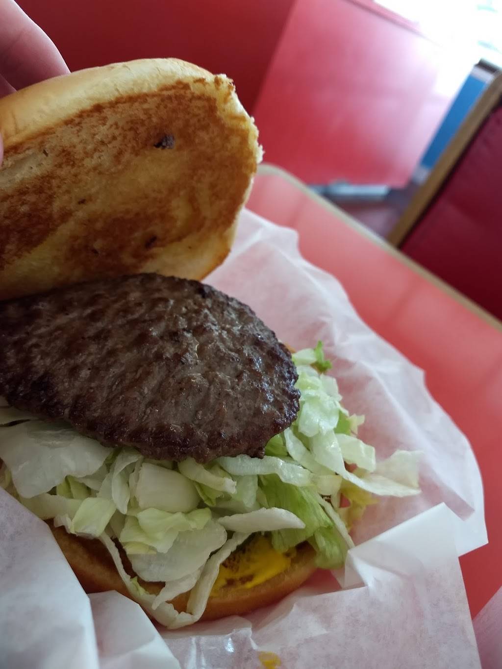 Red Top Restaurant | restaurant | 101 Circle Way St, Lake Jackson, TX 77566, USA | 9792973079 OR +1 979-297-3079