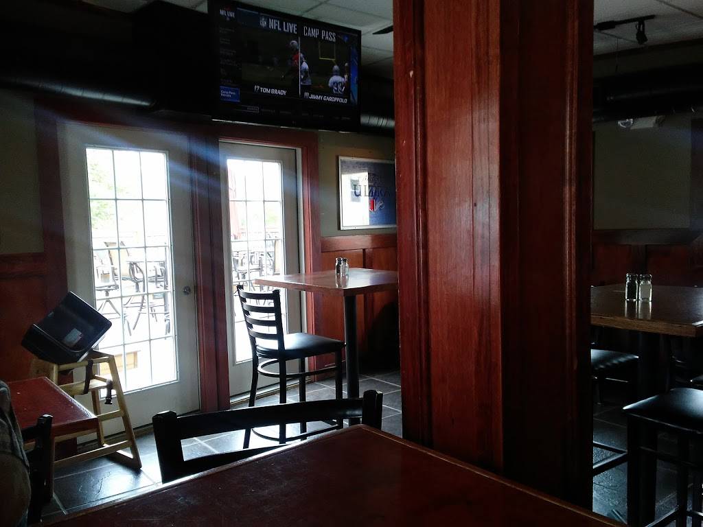 Yamas Bar and Grill | restaurant | 268 Main St, Old Town, ME 04468, USA | 2078275200 OR +1 207-827-5200