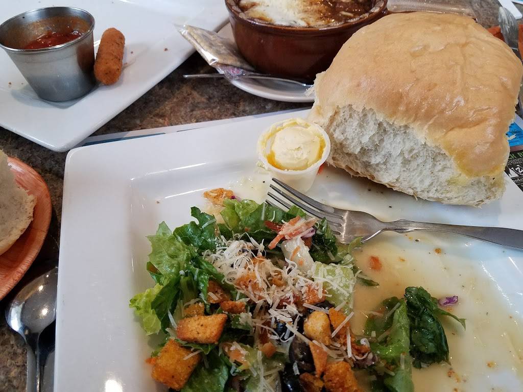 Roman Castle | restaurant | 532 WI-82, Mauston, WI 53948, USA | 6088473714 OR +1 608-847-3714