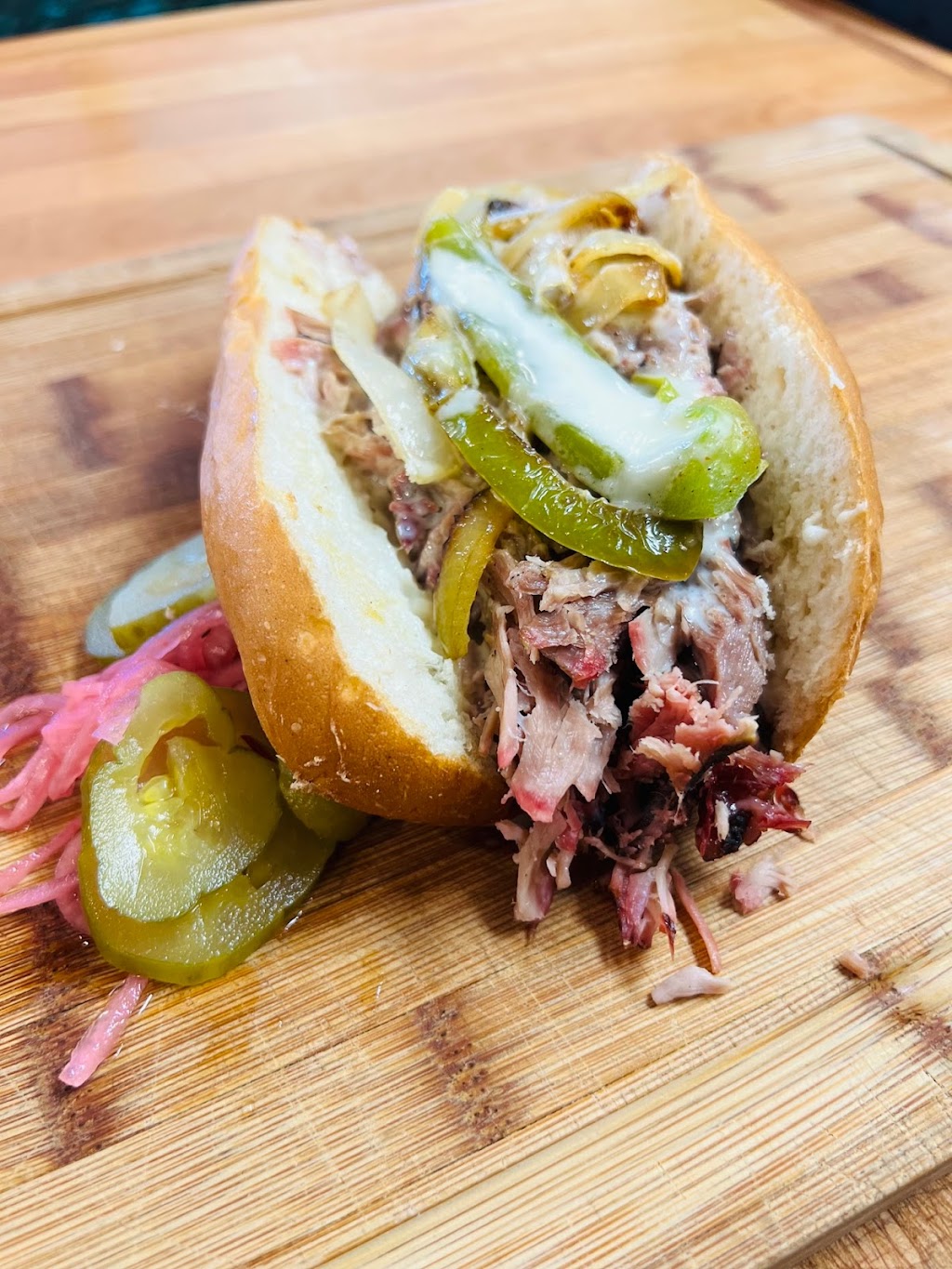 Cochon King BBQ | restaurant | 5321 Franklin Ave, New Orleans, LA 70122, USA | 5048845153 OR +1 504-884-5153