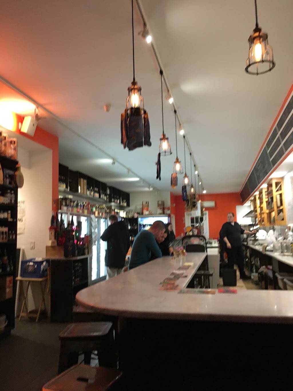 Astoria Bier & Cheese-Ditmars | restaurant | 35-11 Ditmars Blvd, Astoria, NY 11105, USA | 7182556982 OR +1 718-255-6982