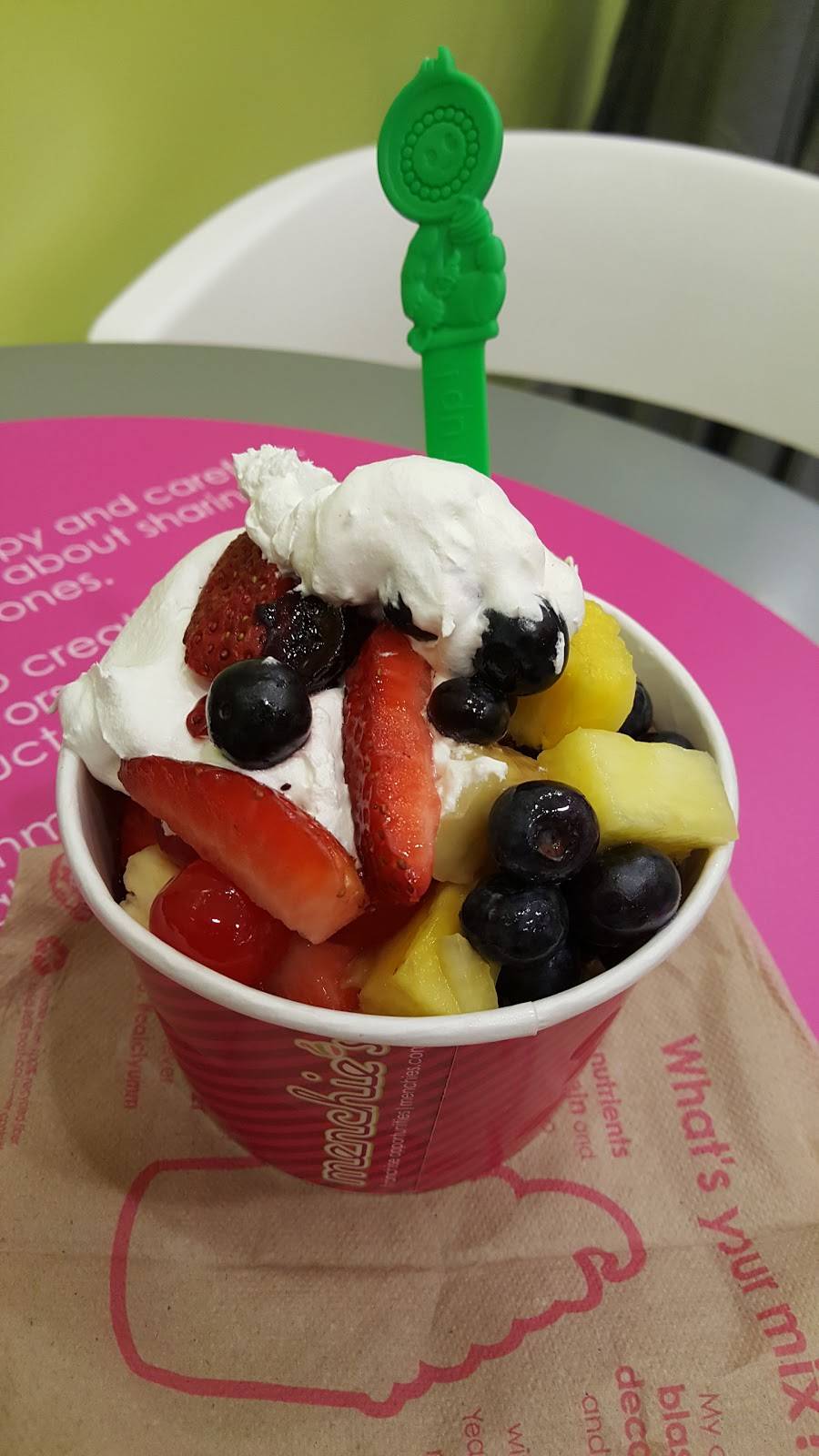 Menchies Frozen Yogurt | bakery | 1265 N Hacienda Blvd, La Puente, CA 91744, USA | 6269181924 OR +1 626-918-1924