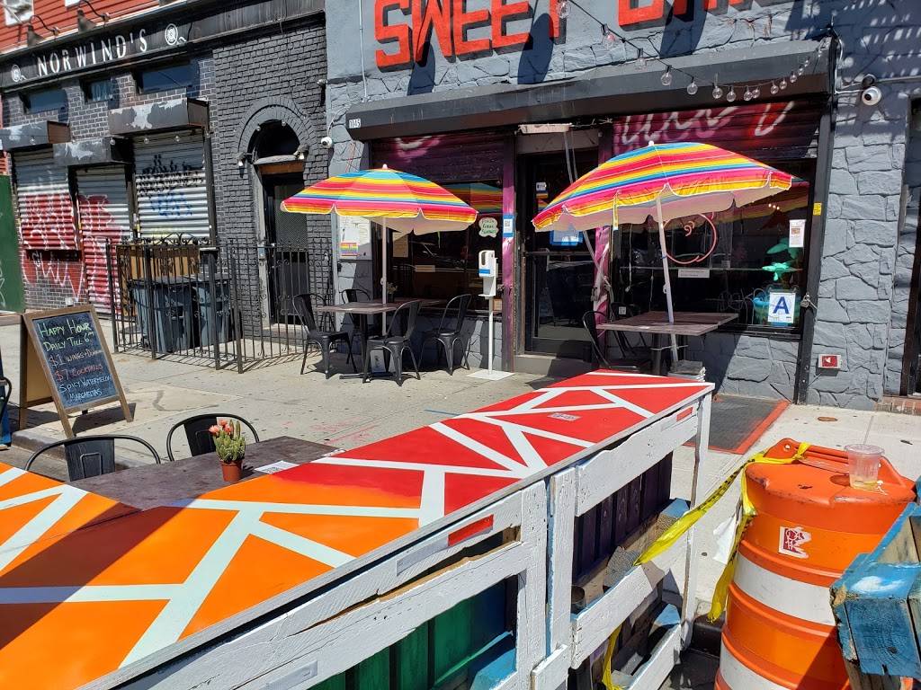 Sweet Chili: Cuisine - Thai, Vietnamese, Asian, Southeast Asian | restaurant | 1045 Flushing Ave, Brooklyn, NY 11237, USA | 3476697385 OR +1 347-669-7385