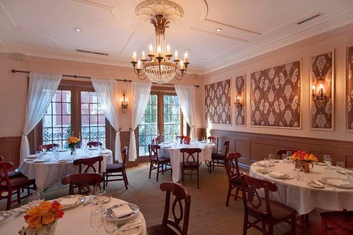 Amandas | restaurant | 908 Washington St A, Hoboken, NJ 07030, USA | 2017980101 OR +1 201-798-0101